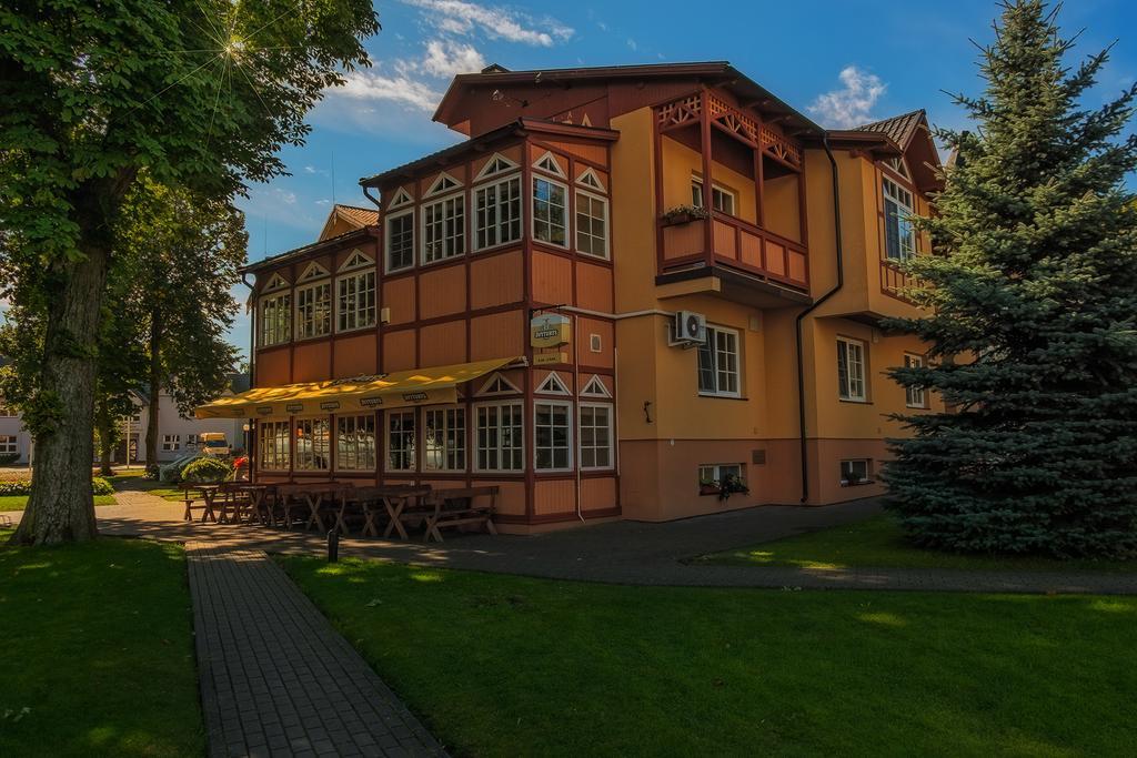 Vila Flora Juodkrantė Eksteriør billede